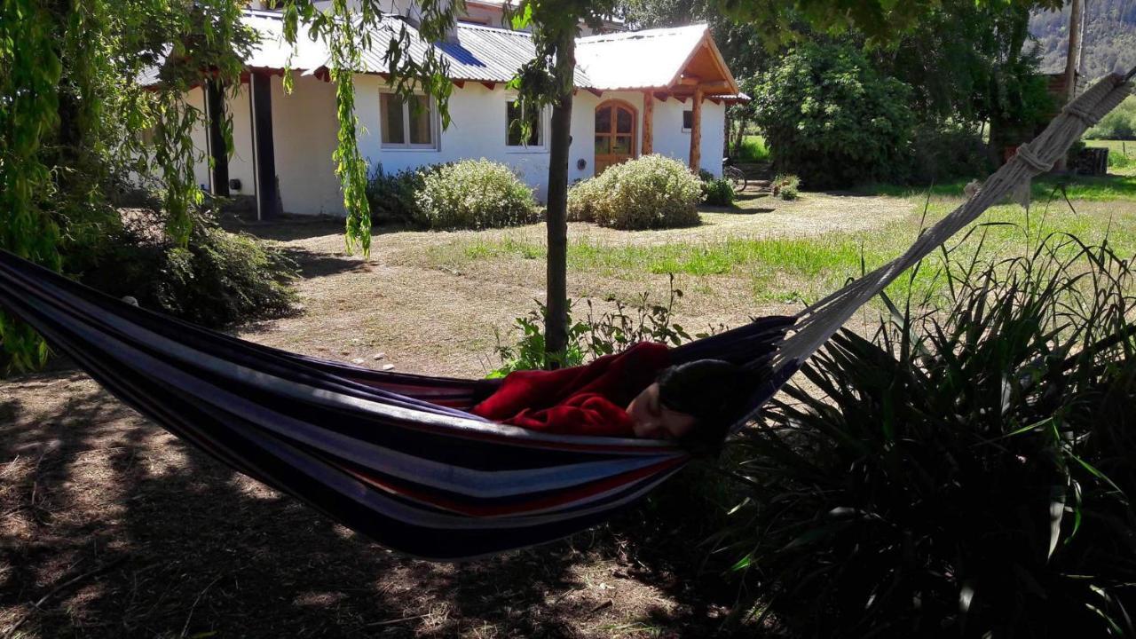 Hostel Lc Hoyo de Epuyén エクステリア 写真