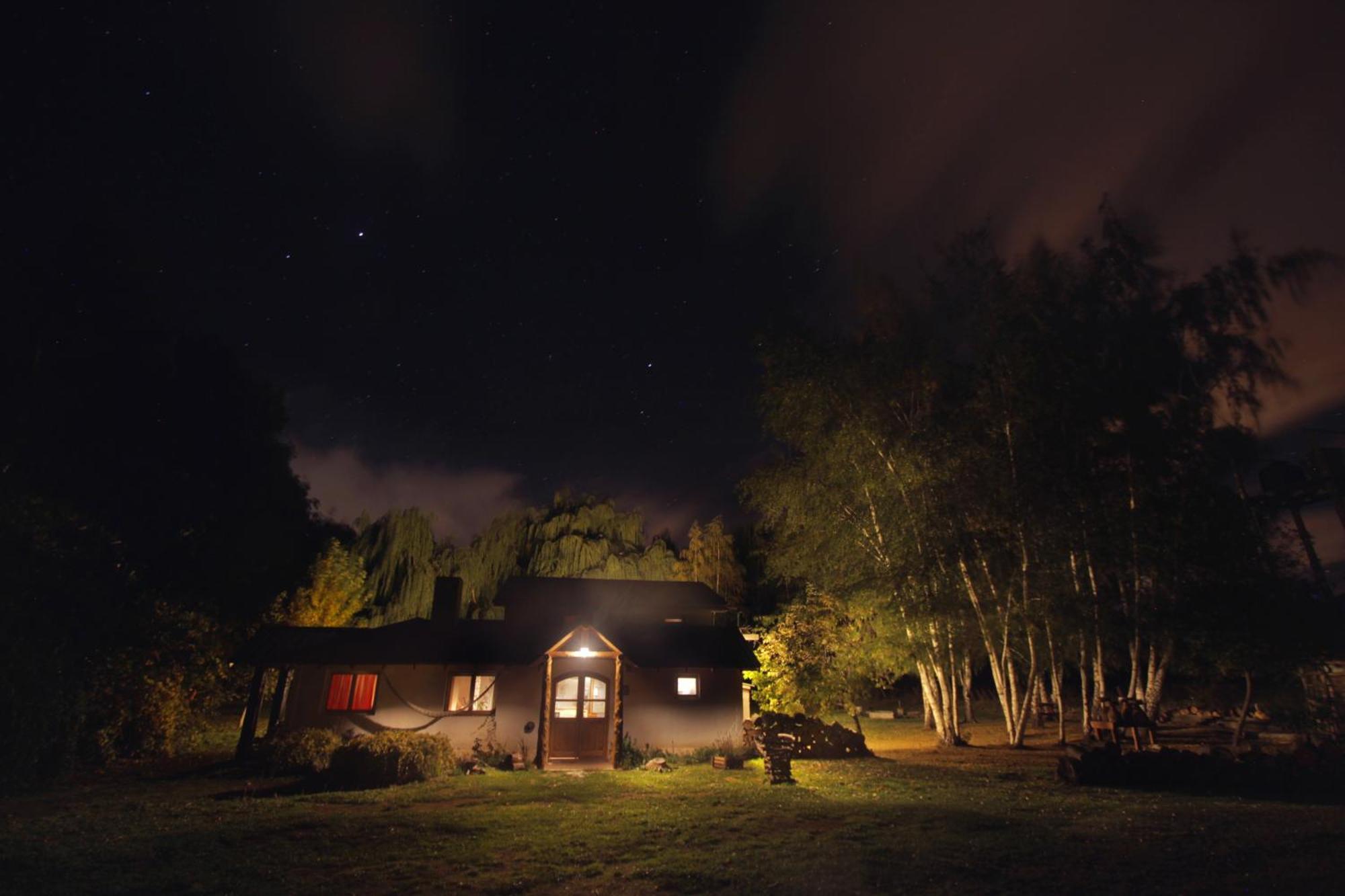 Hostel Lc Hoyo de Epuyén エクステリア 写真