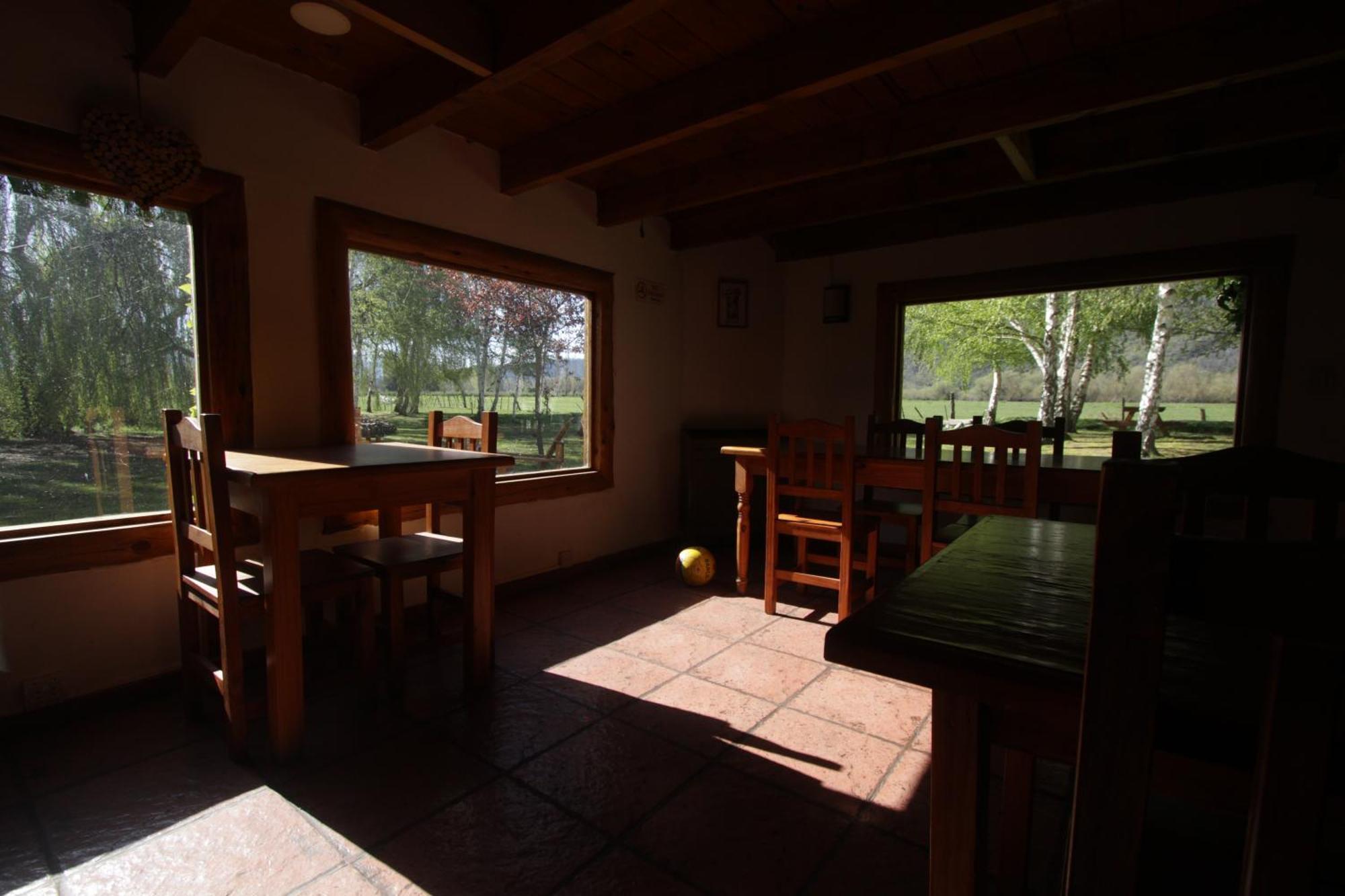 Hostel Lc Hoyo de Epuyén エクステリア 写真