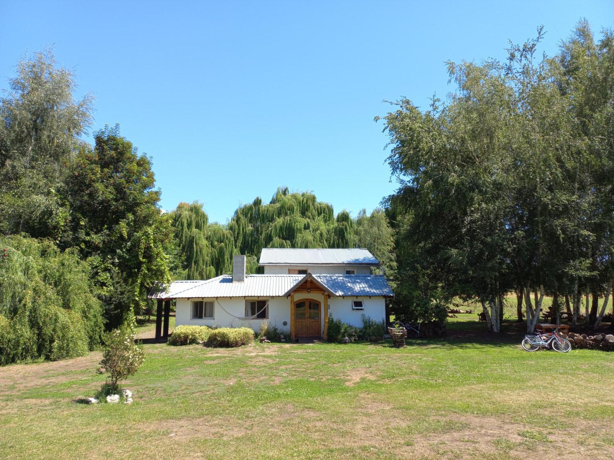 Hostel Lc Hoyo de Epuyén エクステリア 写真