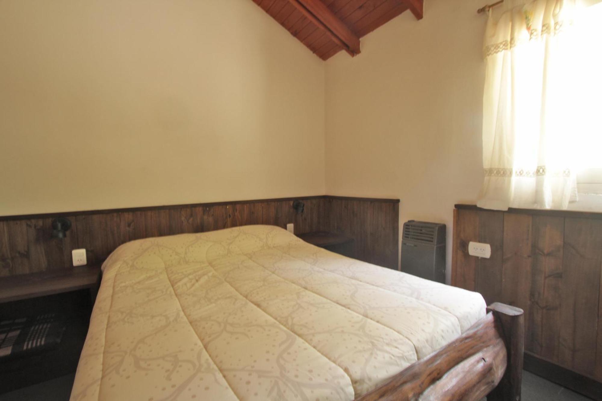 Hostel Lc Hoyo de Epuyén エクステリア 写真